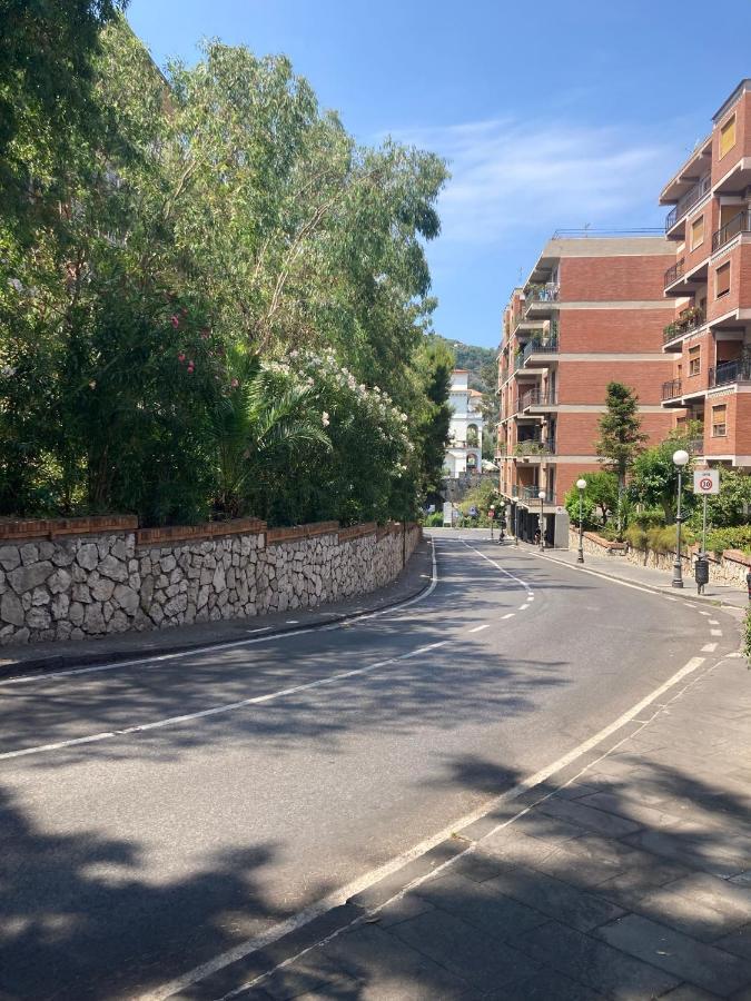 La Reginella Apartment Sorrento Eksteriør bilde