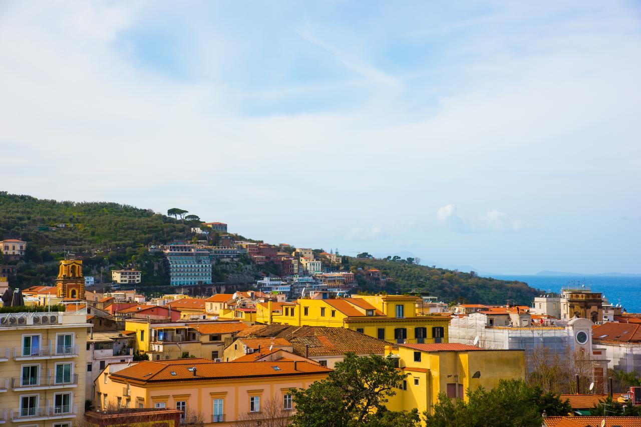 La Reginella Apartment Sorrento Eksteriør bilde